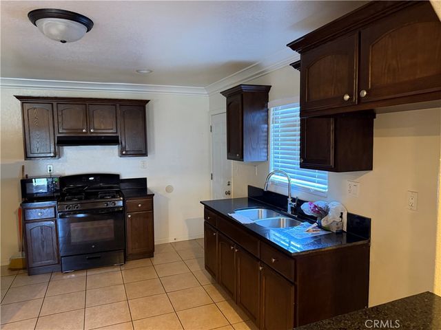 5306 3rd, Los Angeles, CA 90043