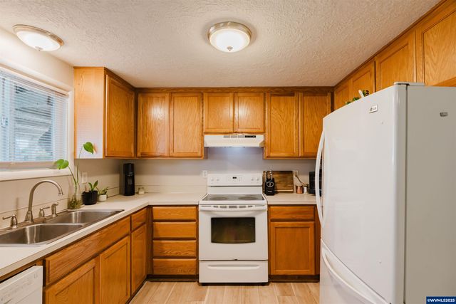 2375 Rural Av SE, Salem, OR 97302