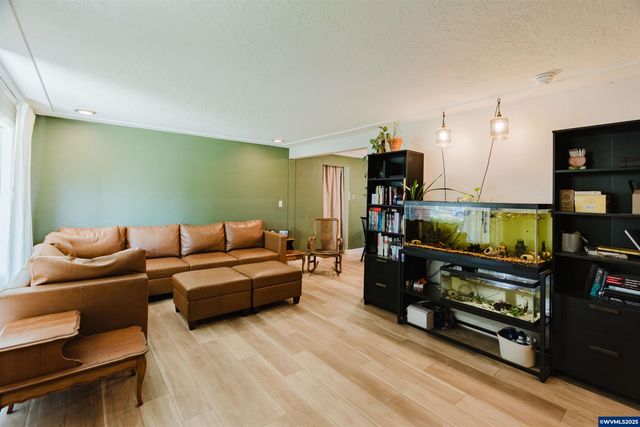 2375 Rural Av SE, Salem, OR 97302