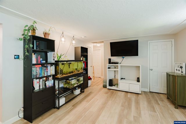 2375 Rural Av SE, Salem, OR 97302