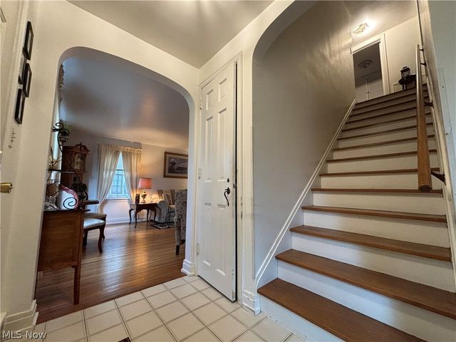 365 Genesee Avenue NE, Warren, OH 44483