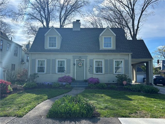 365 Genesee Avenue NE, Warren, OH 44483