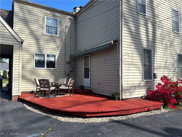 365 Genesee Avenue NE, Warren, OH 44483