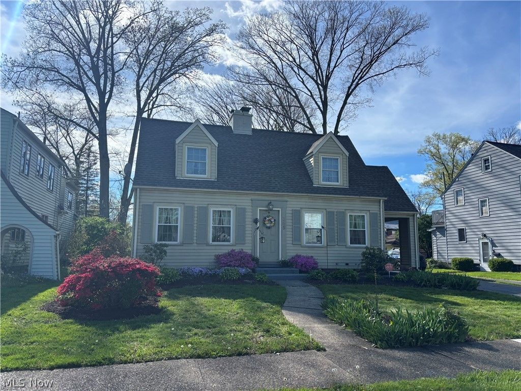 365 Genesee Avenue NE, Warren, OH 44483