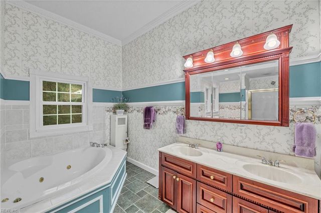 1527 Jolliff RD, Chesapeake, VA 23321