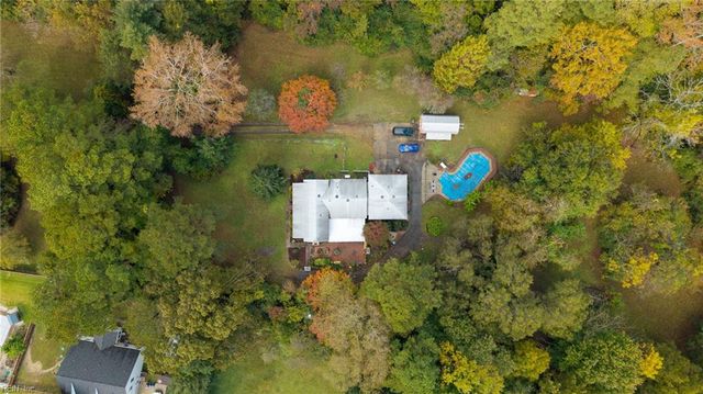 1527 Jolliff RD, Chesapeake, VA 23321