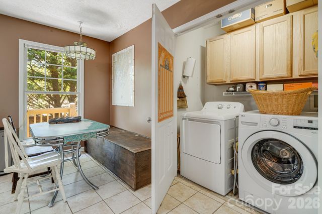 218 Appalachian Way, Asheville, NC 28806