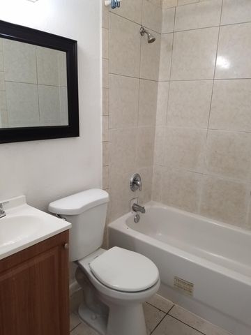 2009 Division Avenue, West Palm Beach, FL 33407