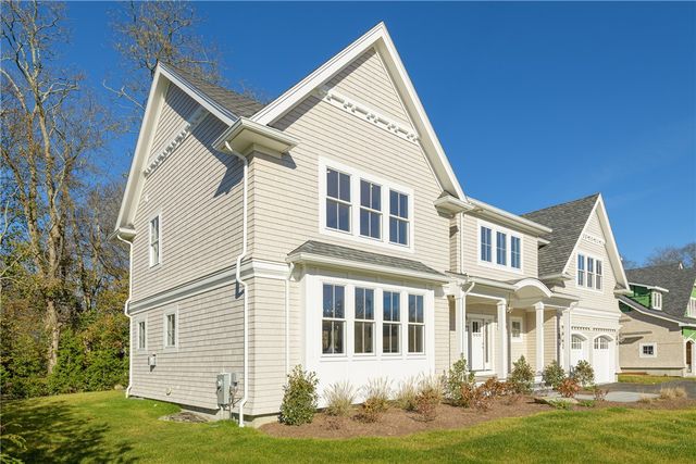 3 Knowlton Court, Bristol, RI 02809