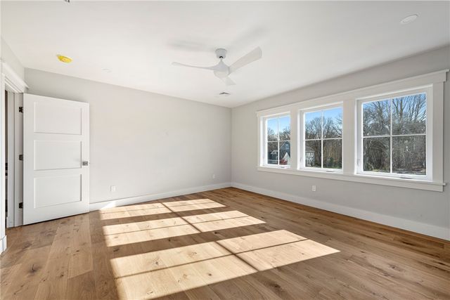 3 Knowlton Court, Bristol, RI 02809