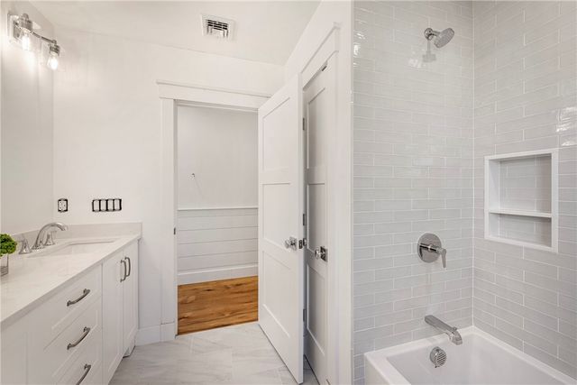 3 Knowlton Court, Bristol, RI 02809