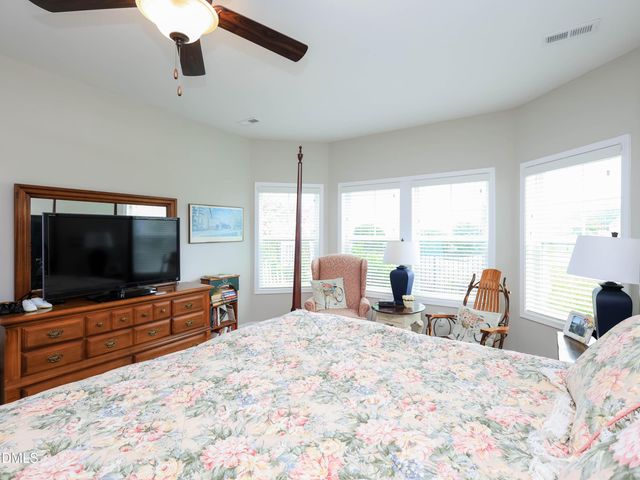 176 Glenwood Court, Spring Lake, NC 28390