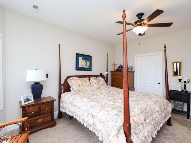 176 Glenwood Court, Spring Lake, NC 28390