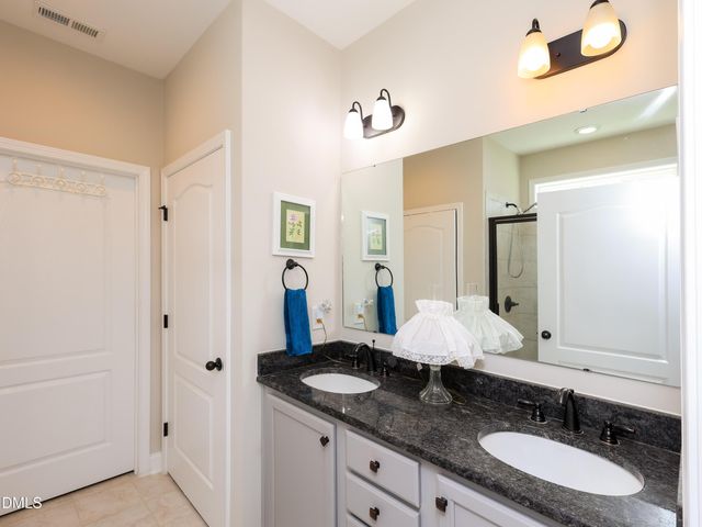 176 Glenwood Court, Spring Lake, NC 28390