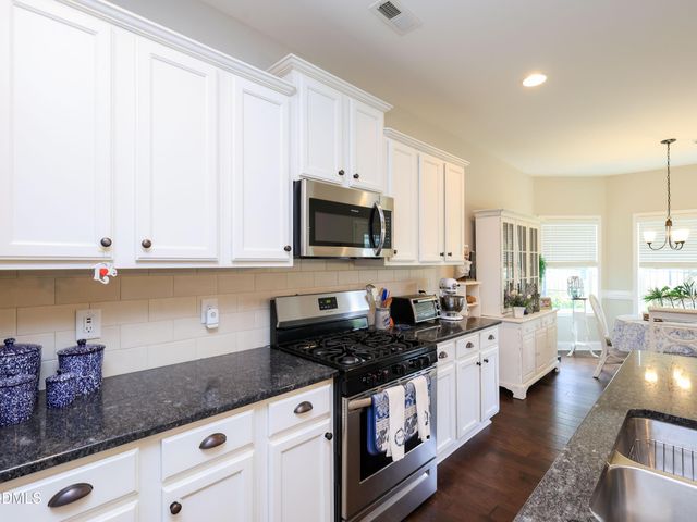 176 Glenwood Court, Spring Lake, NC 28390