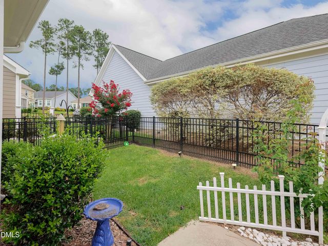 176 Glenwood Court, Spring Lake, NC 28390