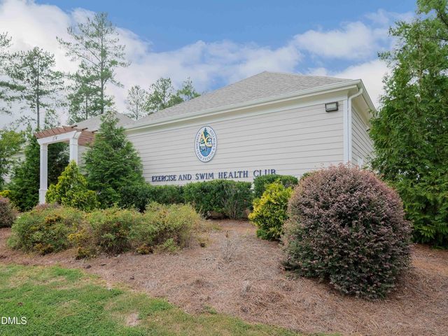 176 Glenwood Court, Spring Lake, NC 28390