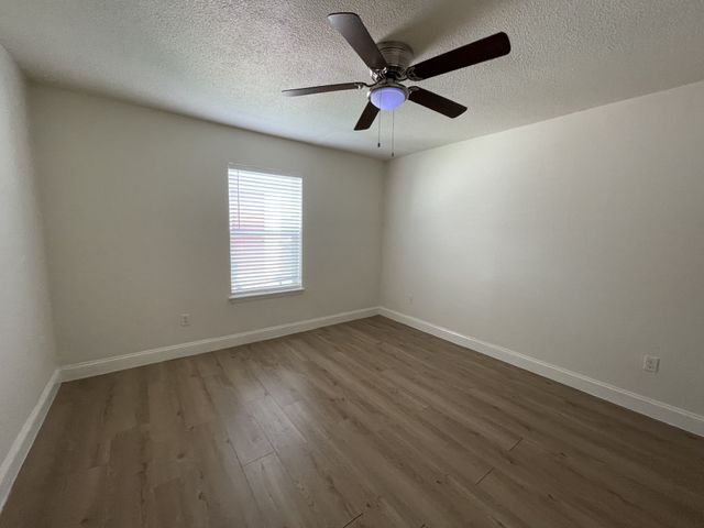 204 Hosack Street, Arlington, TX 76010