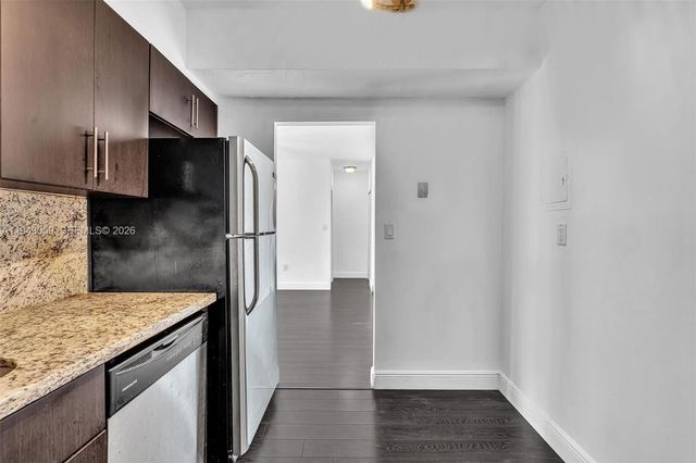 500 Bayview Drive 228, Sunny Isles Beach, FL 33160