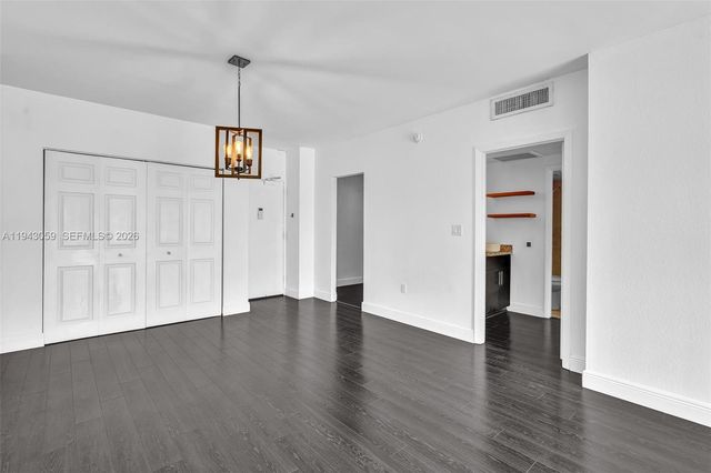 500 Bayview Drive 228, Sunny Isles Beach, FL 33160
