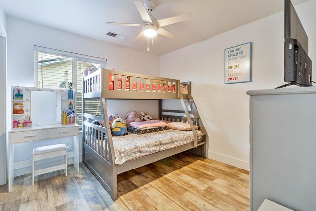 2459 S Fine Avenue, Fresno, CA 93725