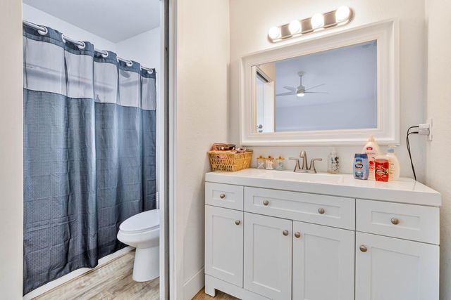 2459 S Fine Avenue, Fresno, CA 93725