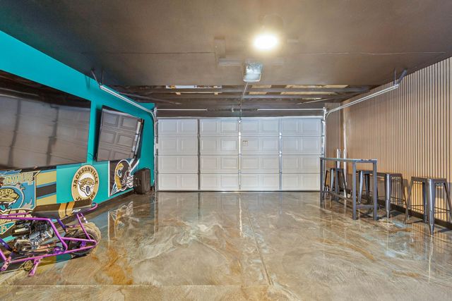 2459 S Fine Avenue, Fresno, CA 93725