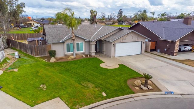 2459 S Fine Avenue, Fresno, CA 93725