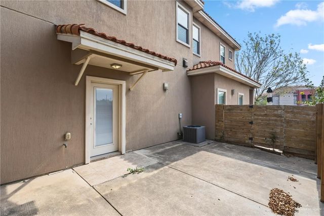 3016 S L Street 2, Mcallen, TX 78503