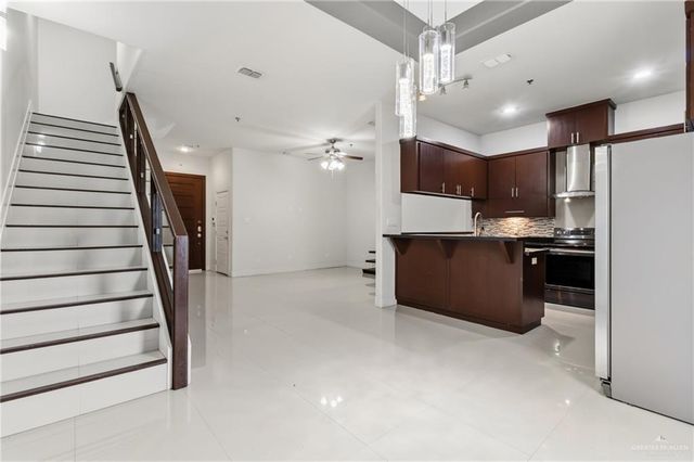 3016 S L Street 2, Mcallen, TX 78503