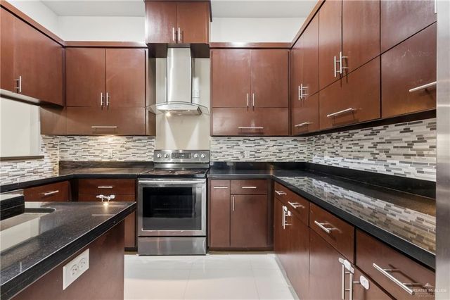 3016 S L Street 2, Mcallen, TX 78503