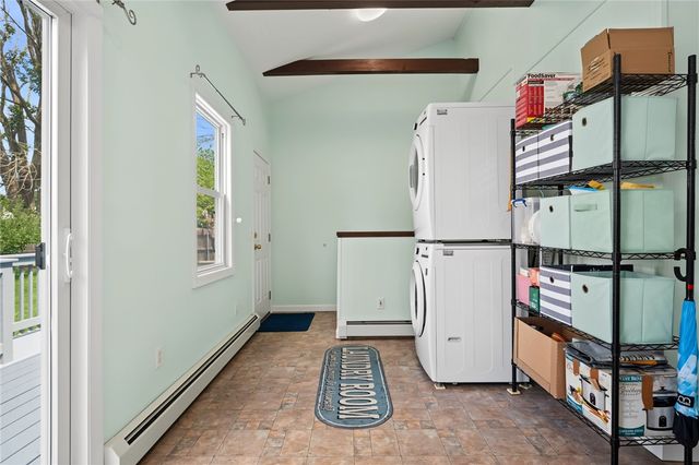 2 Pagnano Street, Bristol, RI 02809