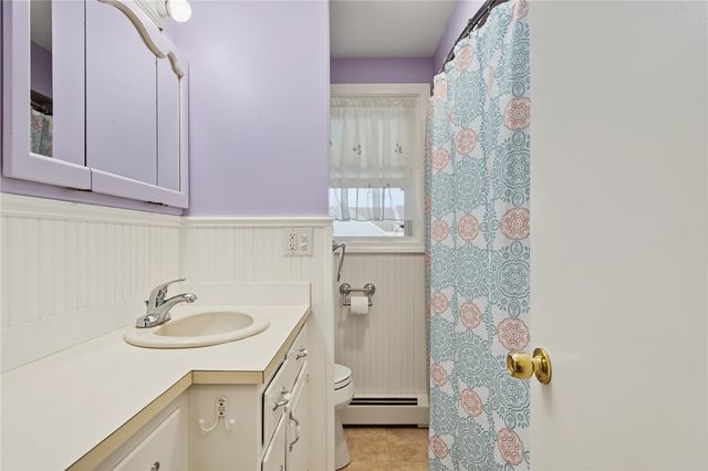 2 Pagnano Street, Bristol, RI 02809