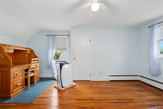 2 Pagnano Street, Bristol, RI 02809