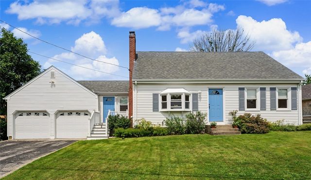 2 Pagnano Street, Bristol, RI 02809