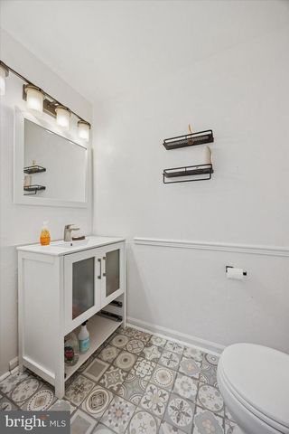 1076 MERCHANT ST #B-17, Coatesville, PA 19320