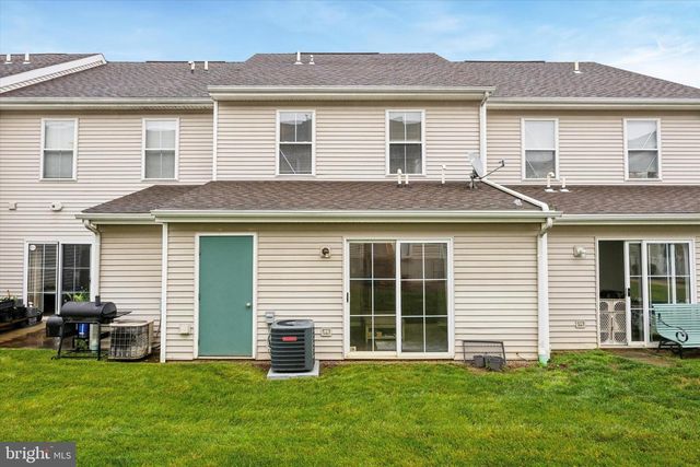 1076 MERCHANT ST #B-17, Coatesville, PA 19320