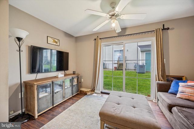 1076 MERCHANT ST #B-17, Coatesville, PA 19320