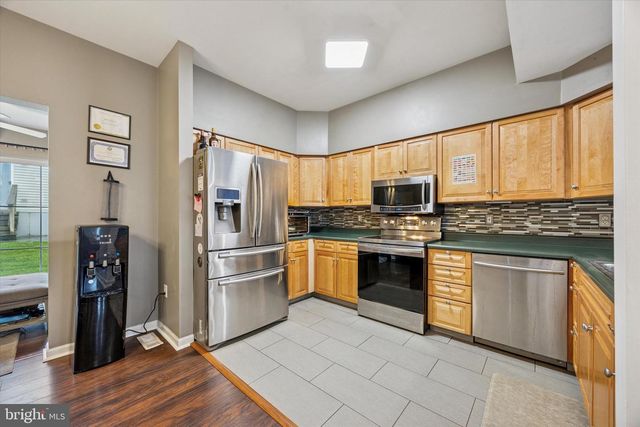 1076 MERCHANT ST #B-17, Coatesville, PA 19320