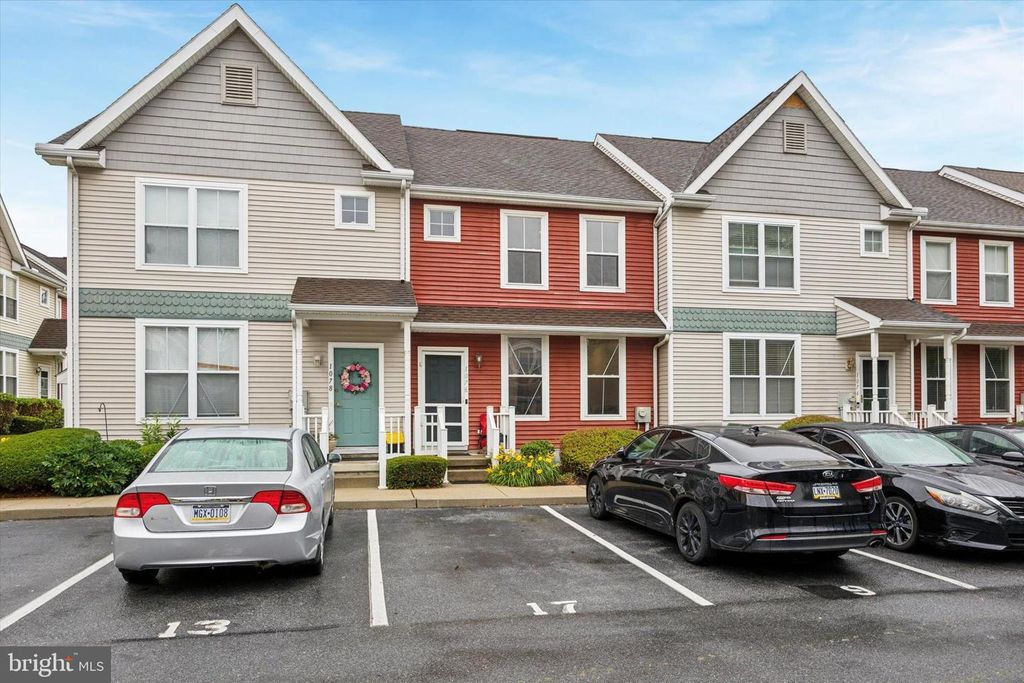 1076 MERCHANT ST #B-17, Coatesville, PA 19320