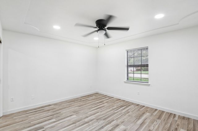 2421 Meadow View, Bedford, TX 76021