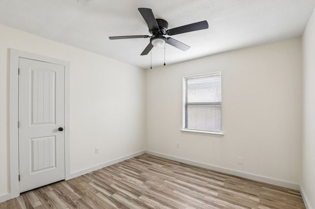 2421 Meadow View, Bedford, TX 76021