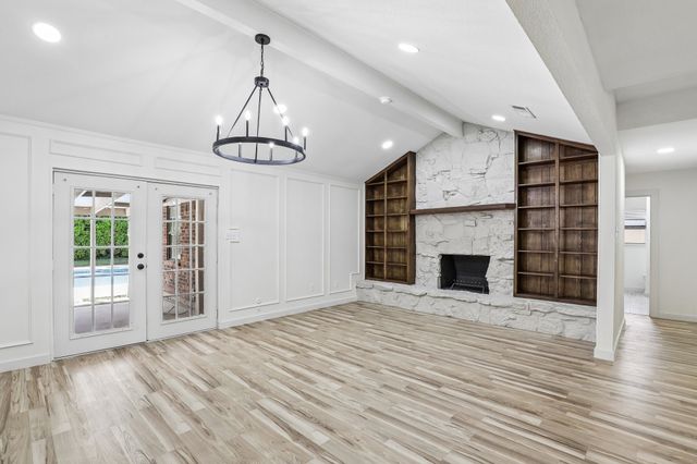 2421 Meadow View, Bedford, TX 76021