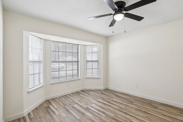 2421 Meadow View, Bedford, TX 76021