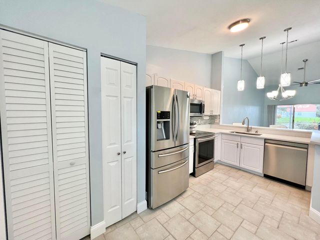 15306 W Tranquility Lake Drive, Delray Beach, FL 33446