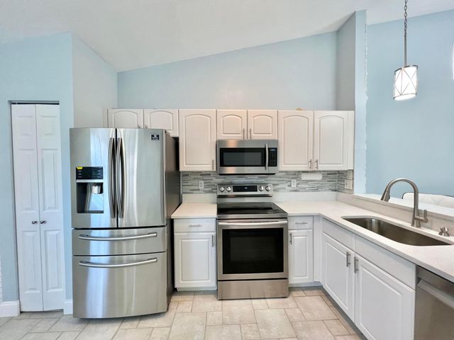15306 W Tranquility Lake Drive, Delray Beach, FL 33446