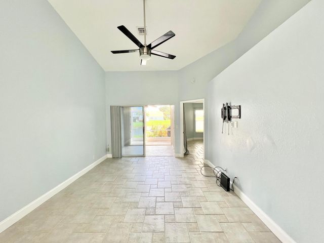 15306 W Tranquility Lake Drive, Delray Beach, FL 33446