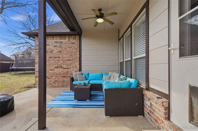 2512 E 138th Court S, Bixby, OK 74008