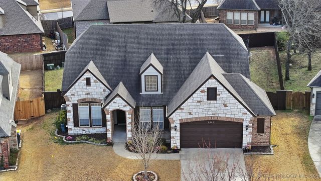 2512 E 138th Court S, Bixby, OK 74008