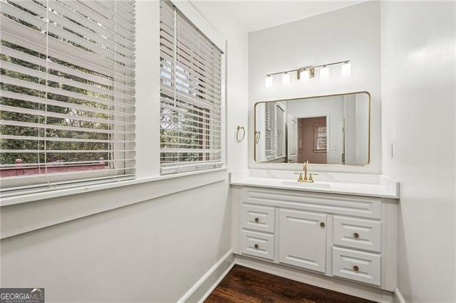 829 Rose Circle SW, Atlanta, GA 30310